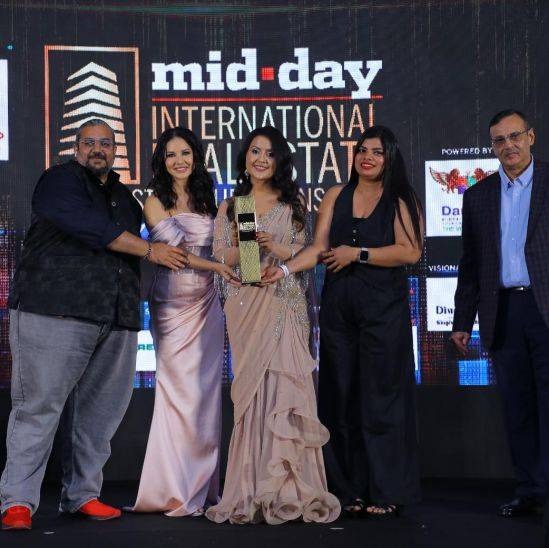 BEST SALES TEAM Mid-Day Dubai Award 2025
